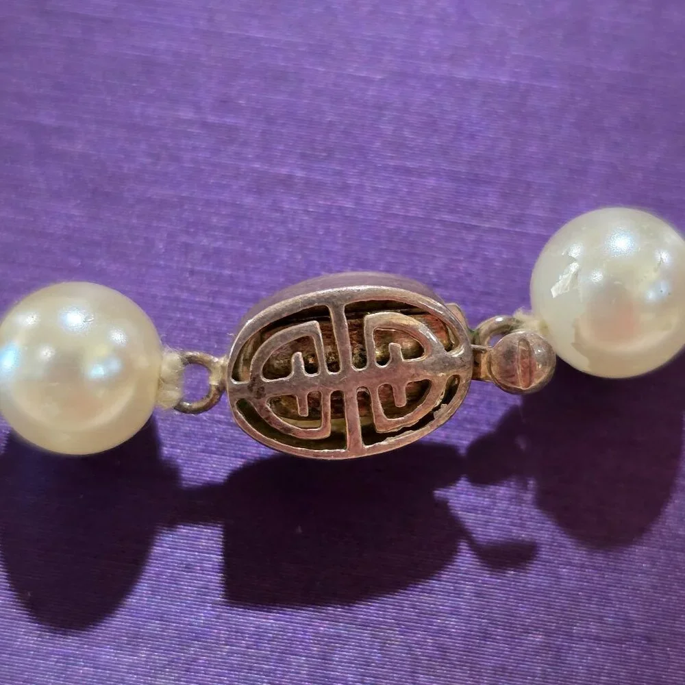 Vintage 7mm Heavy White Faux Pearl Silver Asian Design 925 Clasp 18
